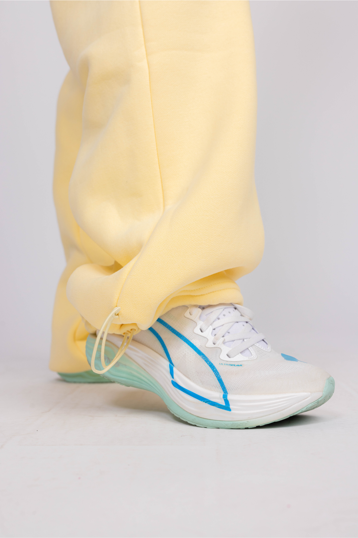 Cloud Jogger - Butter Yellow