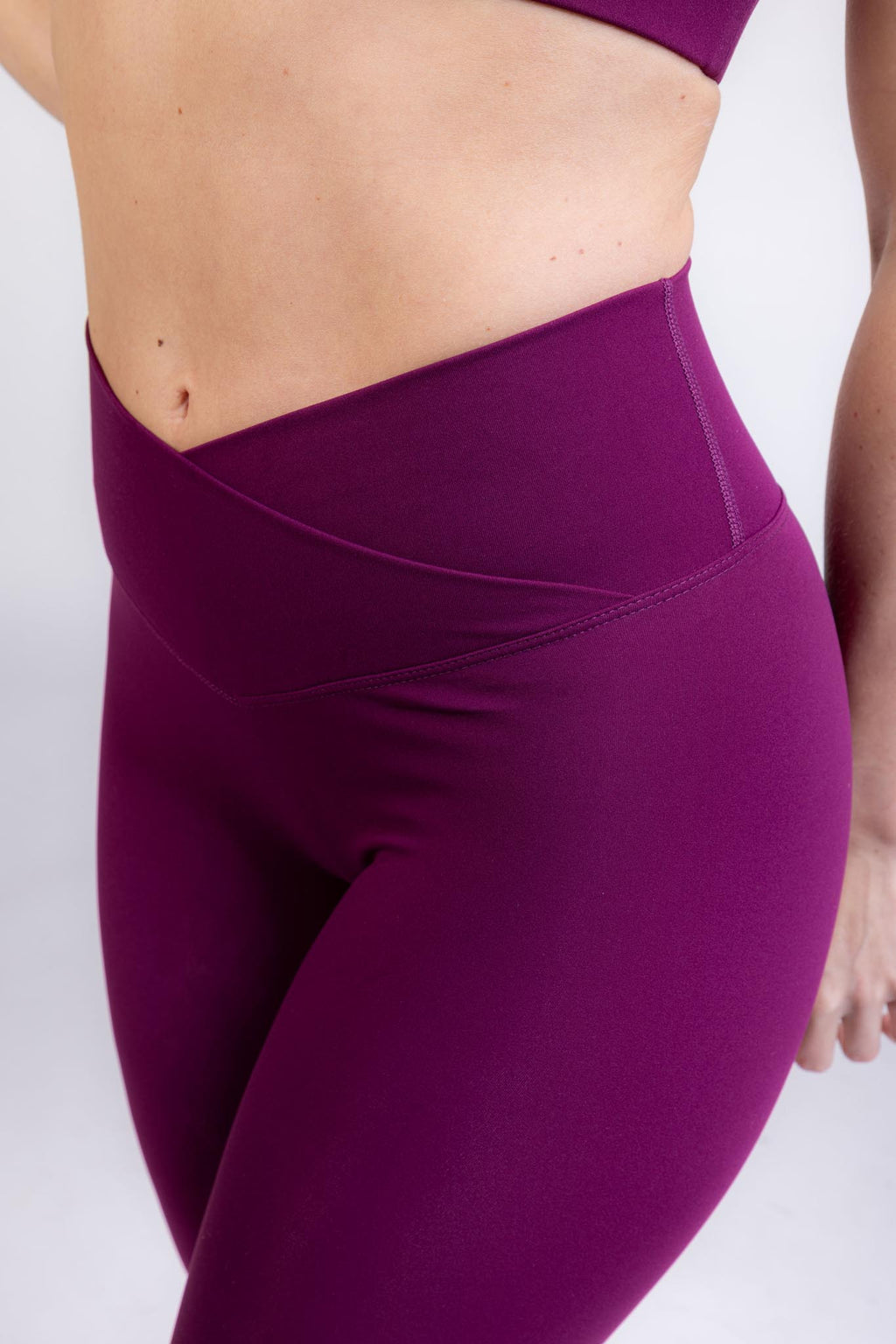 Romi Leggings - Grape (Glutesculpt Effect)