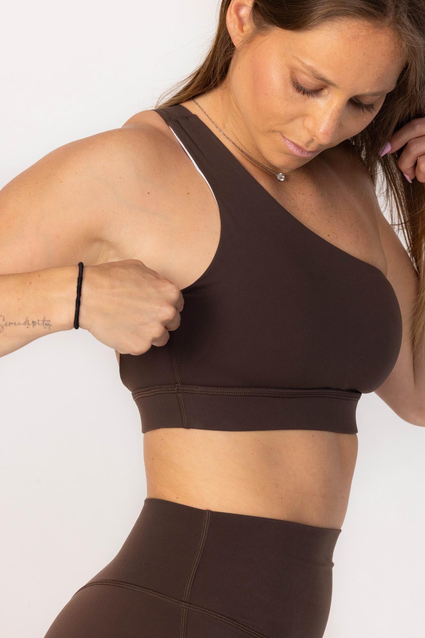 Maeva Bra