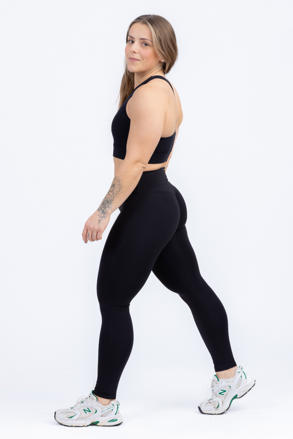 Romi Leggings - Black (Glutesculpt Effect)