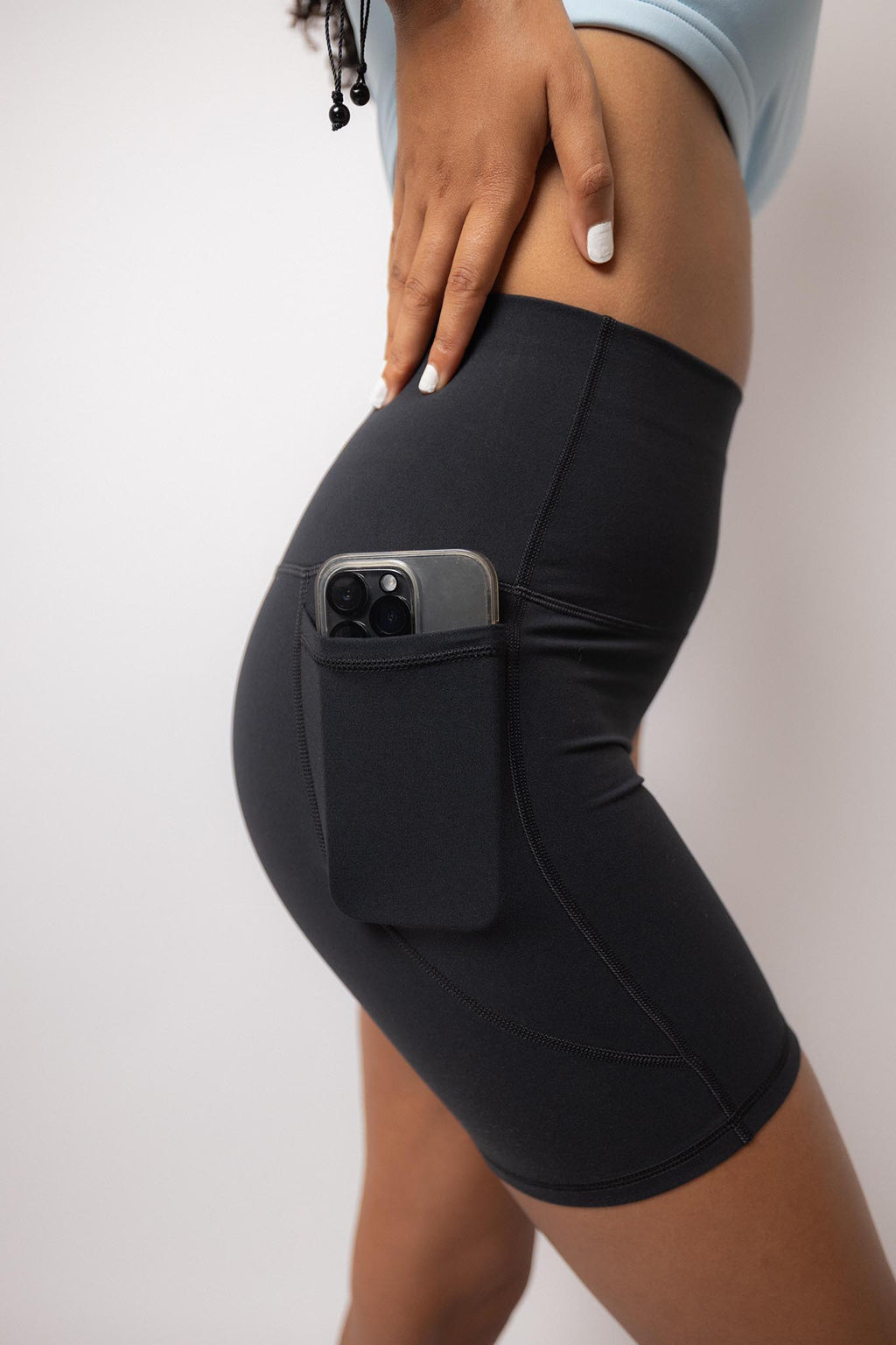Claire Shorts Pockets - Black
