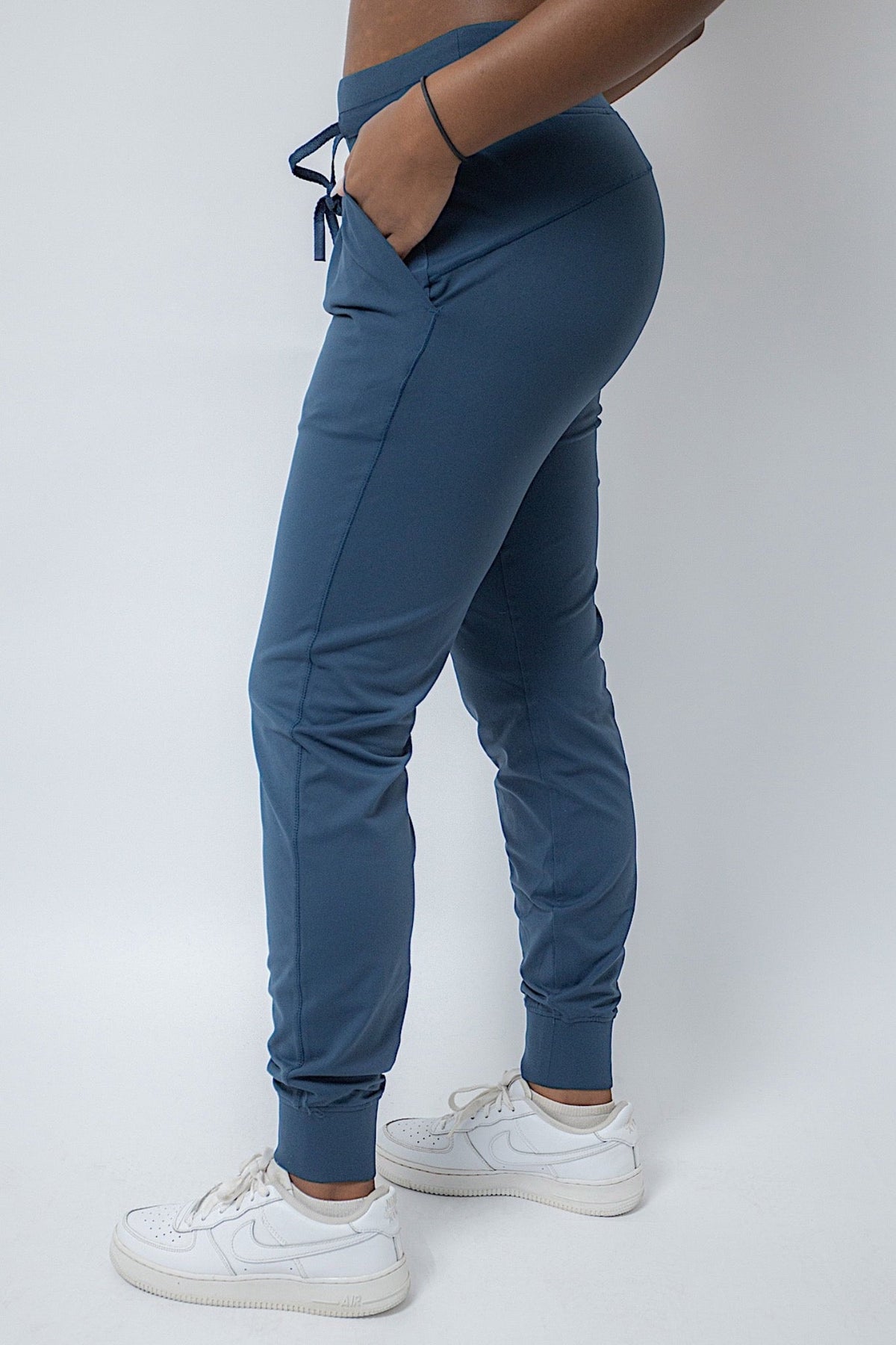 [Final Sale] Nausi Joggers - Night blue